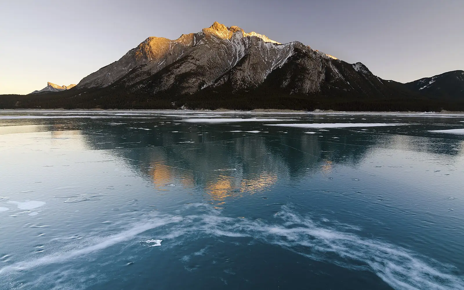 Abraham Lake - Alberta