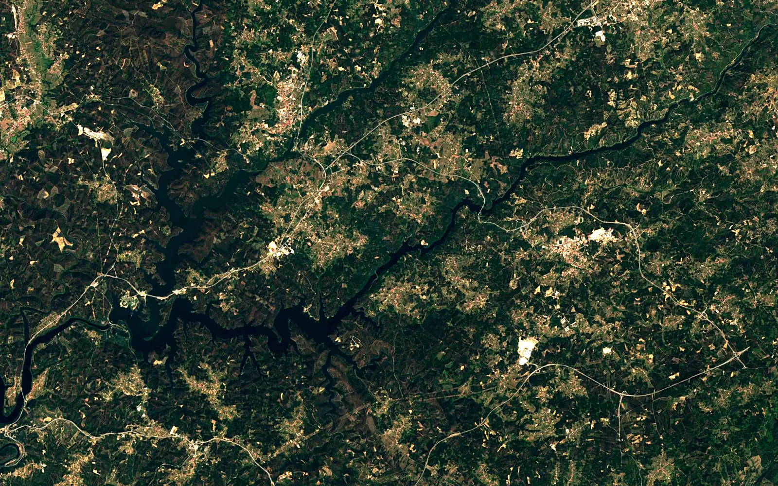 Aguieira Reservoir seen from space (Sentinel-2)