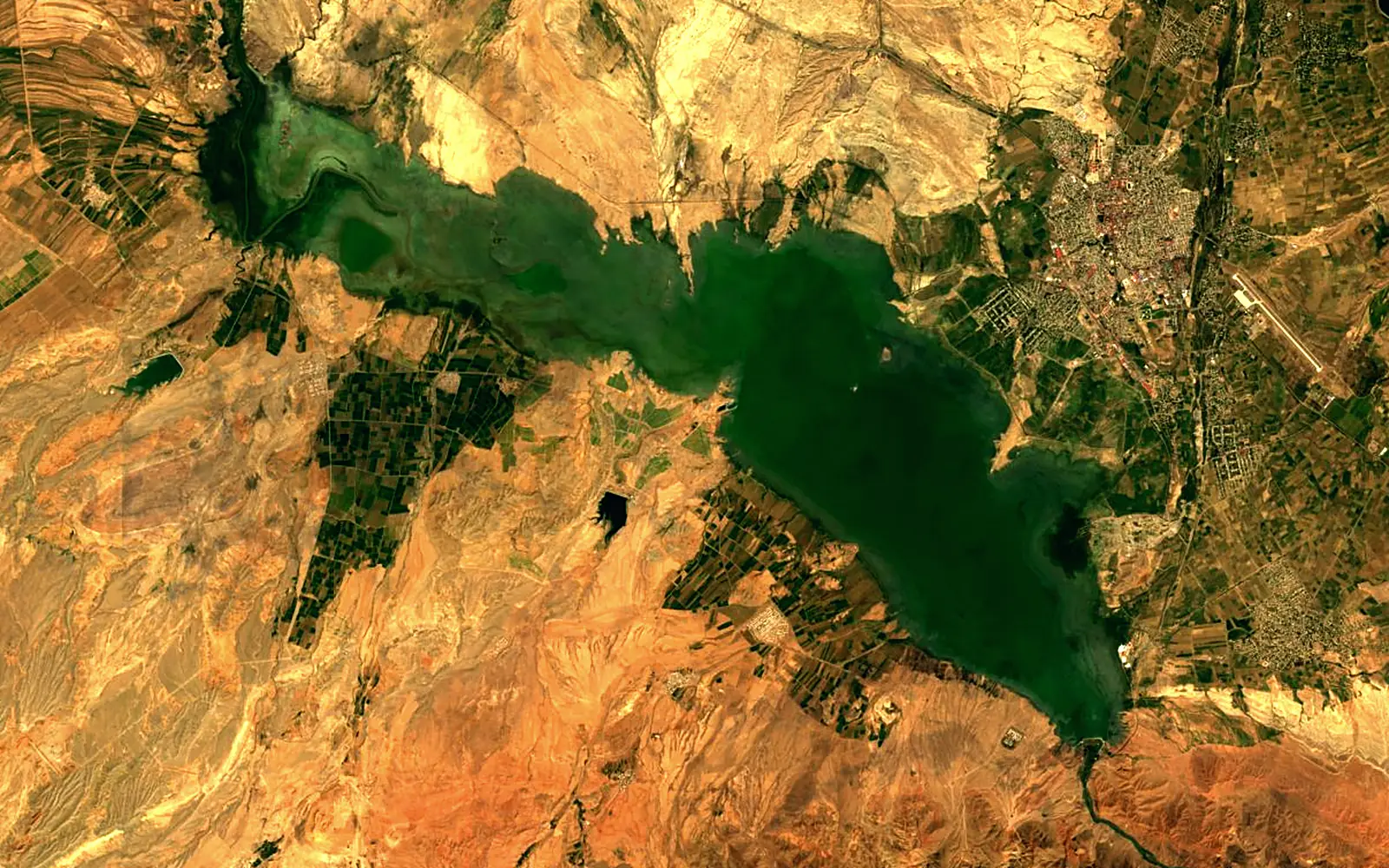 Aras Reservoir seen from space (Sentinel-2)