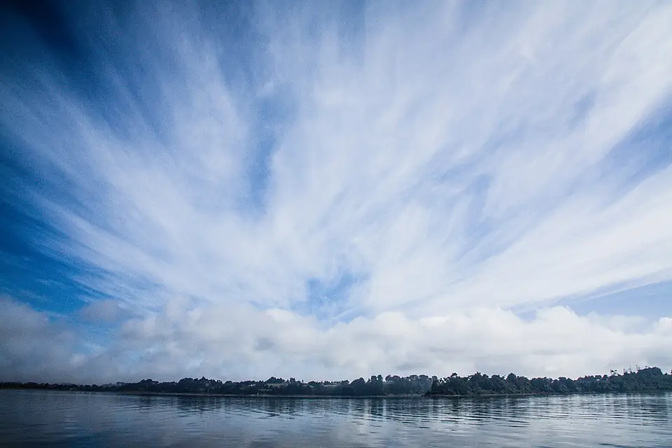 Lago Budi, amanecer