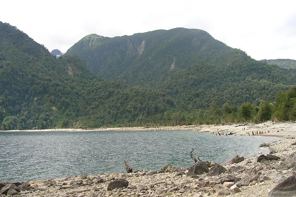 Chapo lake (438193261)