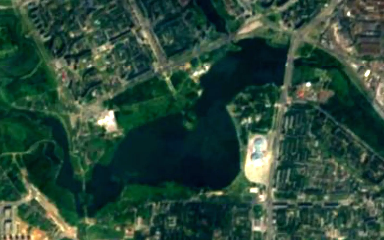 Chizhovskoye Reservoir seen from space (Sentinel-2)