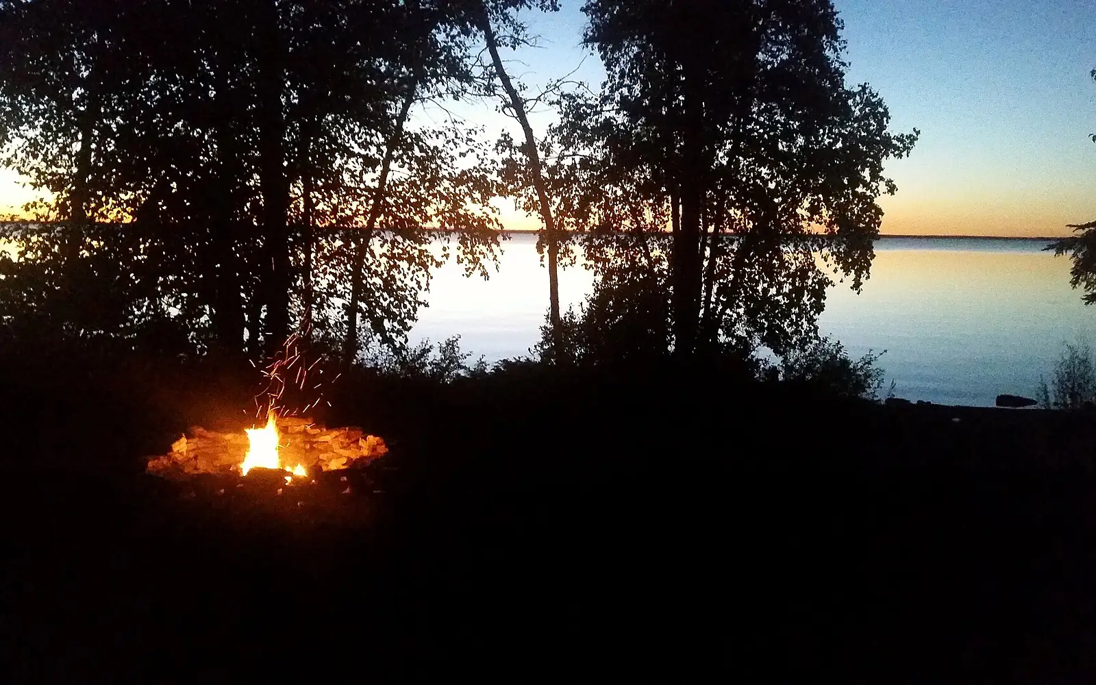 A campsite at Cross Lake in Manitoba, Canada. (36355524284)