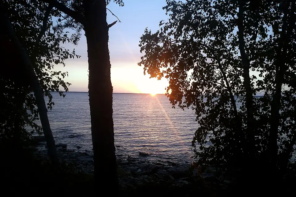 Sunset at Cross Lake in Manitoba, Canada. (37050960681)