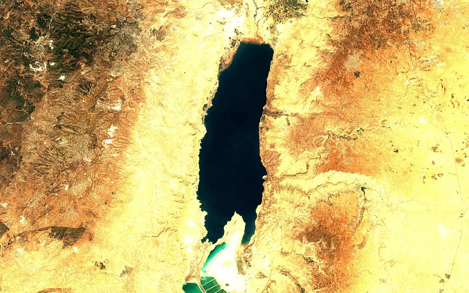 Dead Sea seen from space (Sentinel-2)