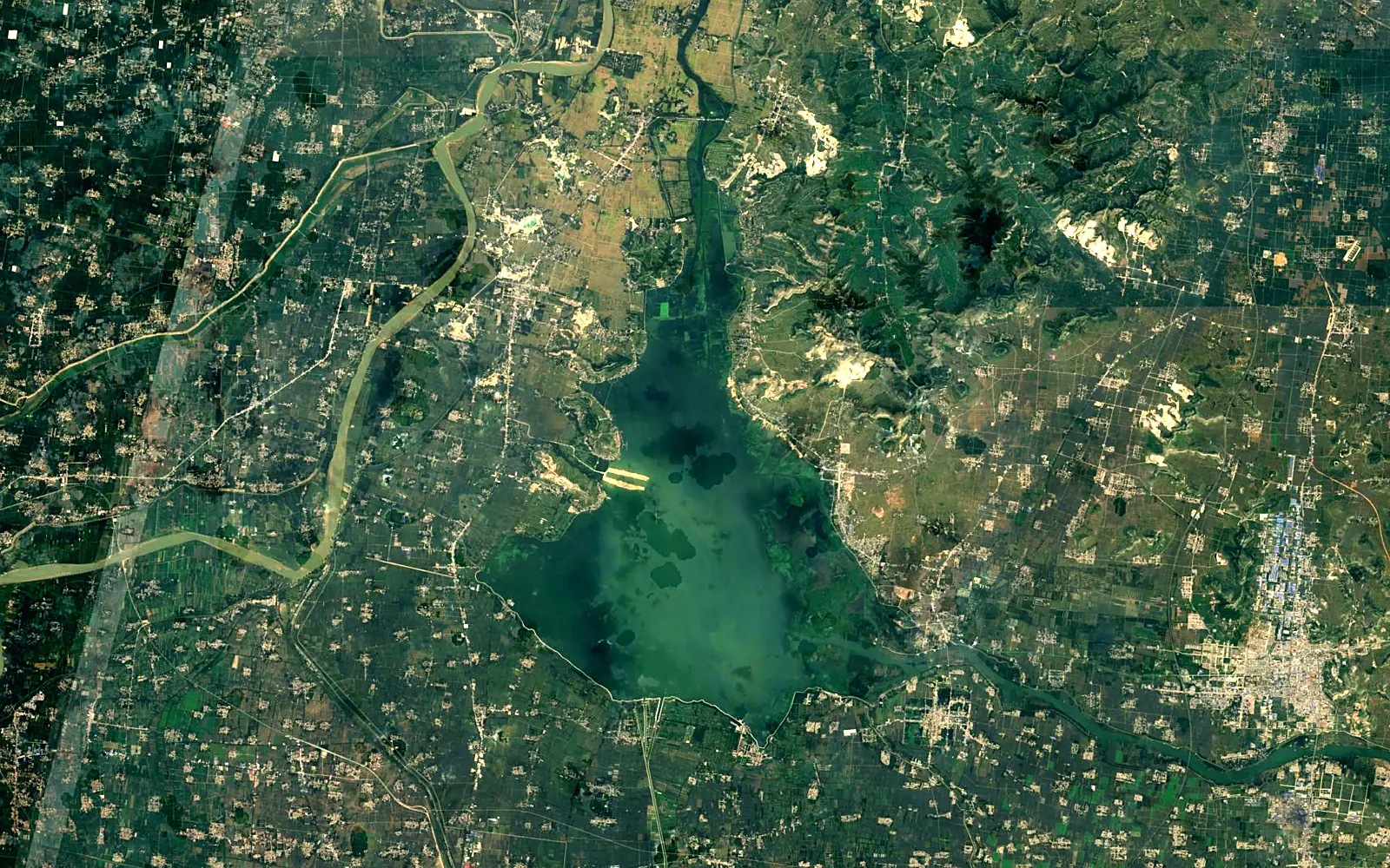 Dongping Lake seen from space (Sentinel-2)