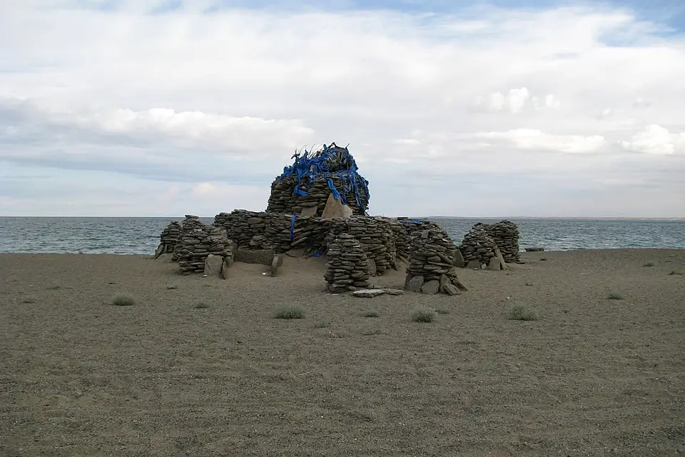 Janjin ovoo - panoramio