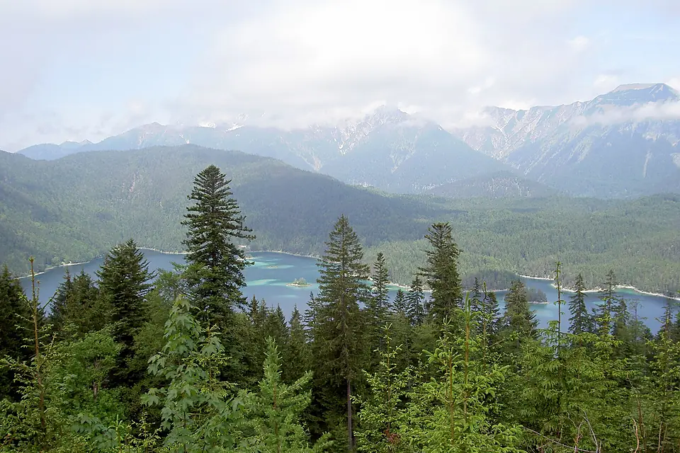 2012-06-02 Eibsee - panoramio (1)