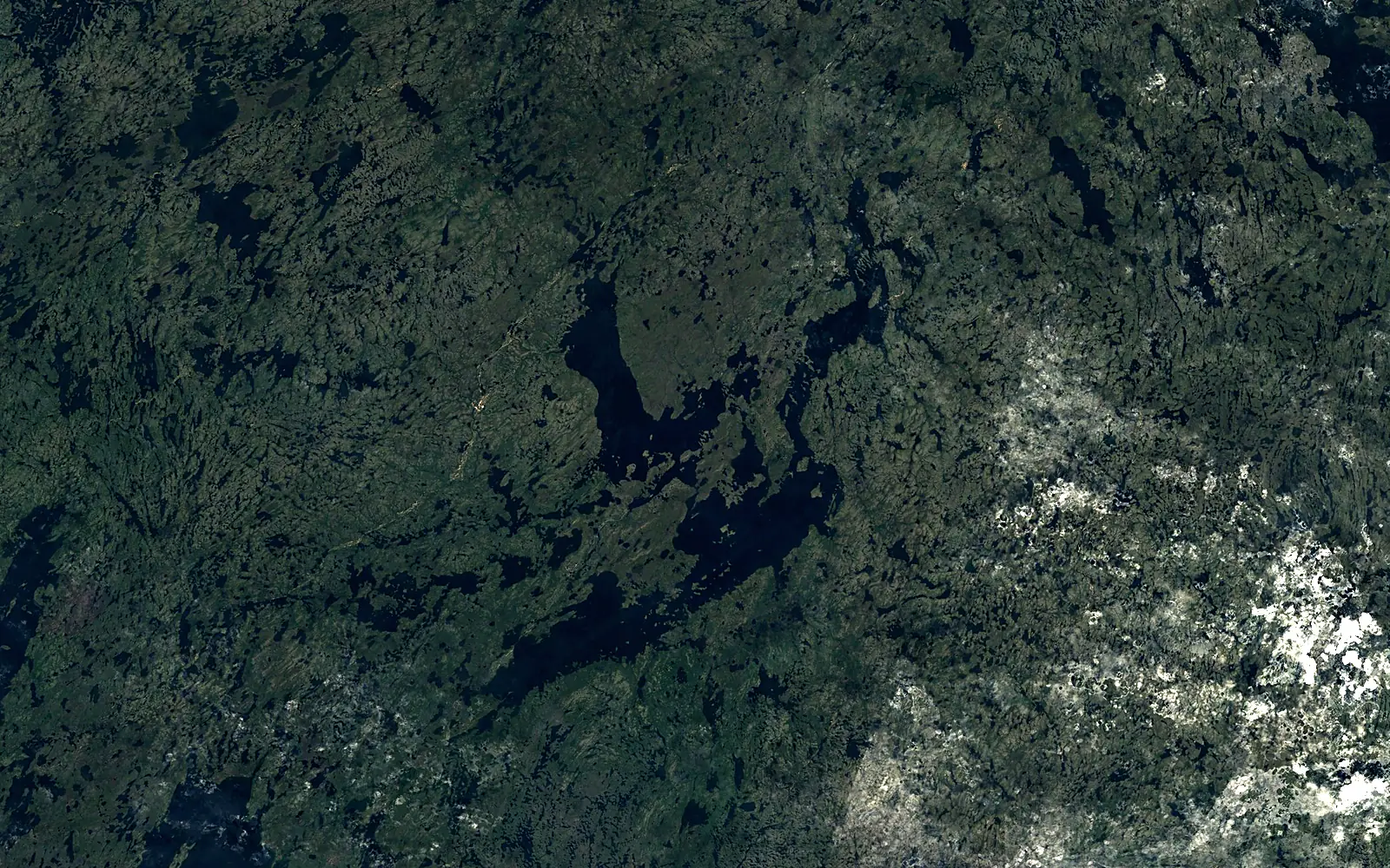 Ennadai Lake seen from space (Sentinel-2)