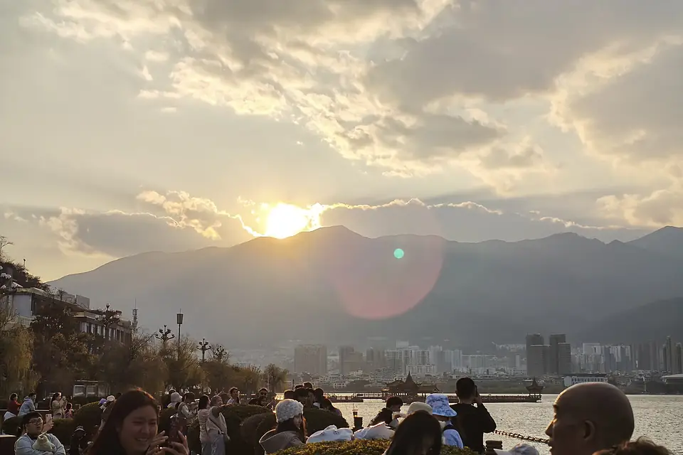 20260223 Erhai Park in Dali, Yunnan NW 02