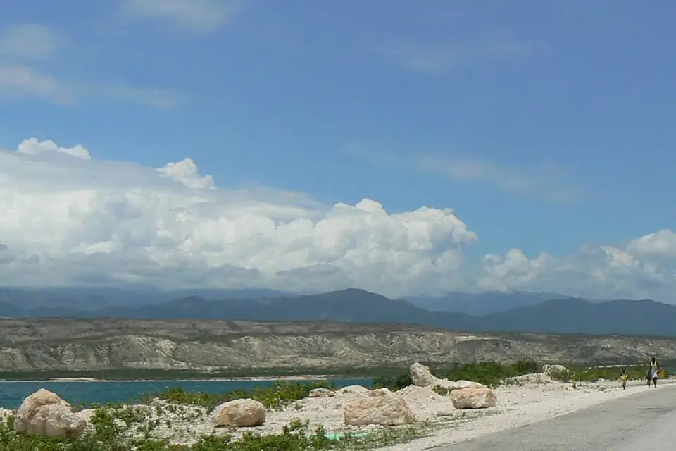 07-05-11HaitiÉtang Saumâtre