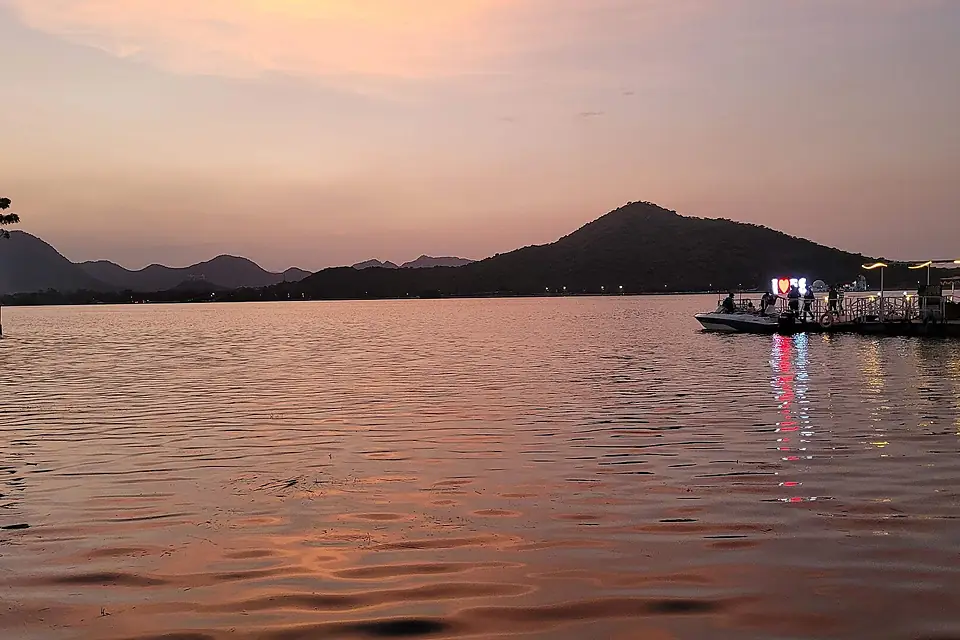 Fatah sagar evening view 2