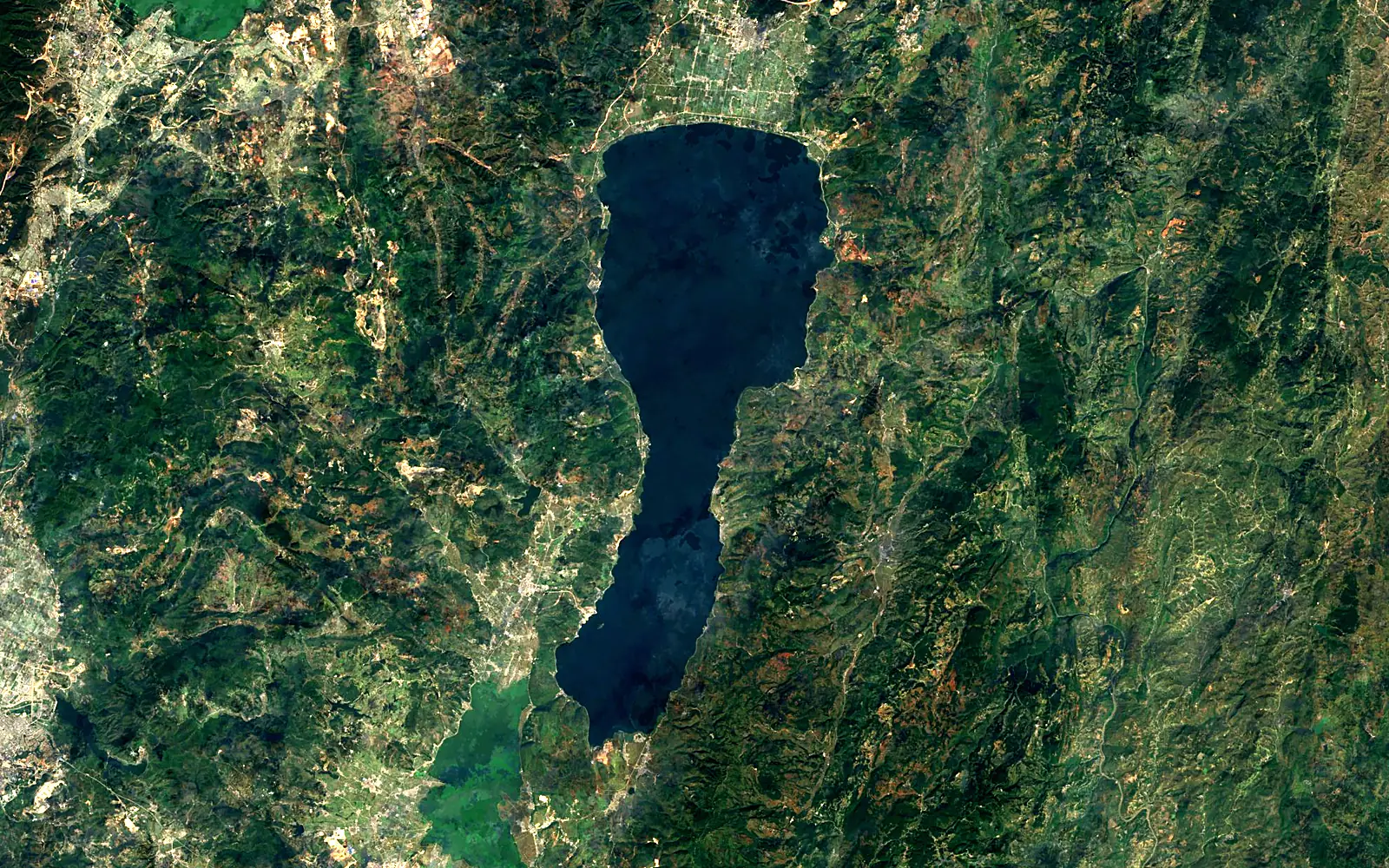 Fuxian Lake seen from space (Sentinel-2)