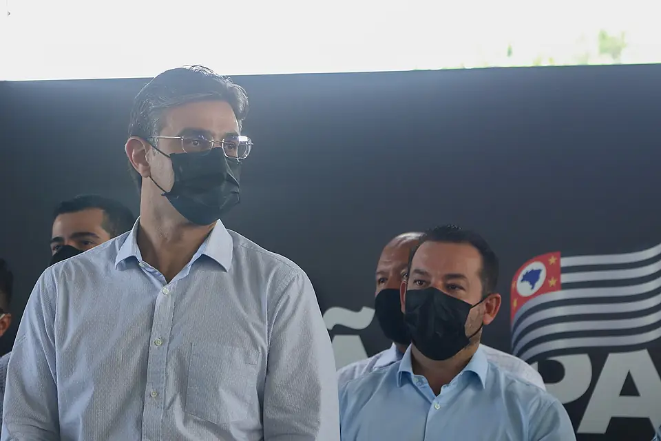 Anúncio para obras de melhoria operacional e incremento no sistema de Esgotamento Sanitário da Bacia do Guarapiranga (51784277592)