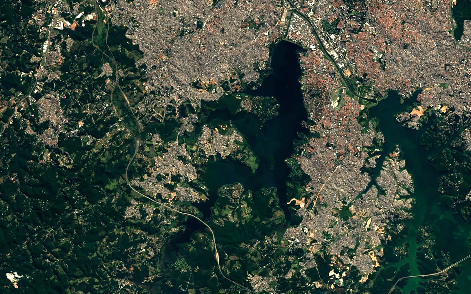 Guarapiranga Reservoir seen from space (Sentinel-2)