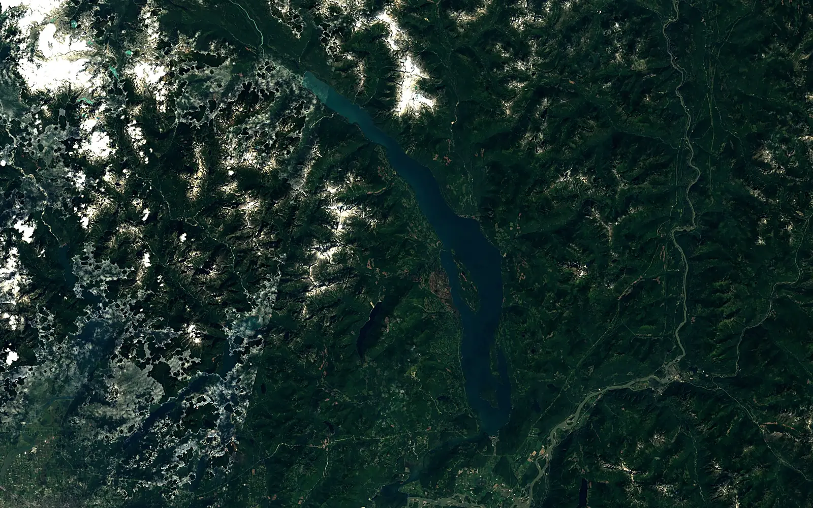 Harrison Lake seen from space (Sentinel-2)