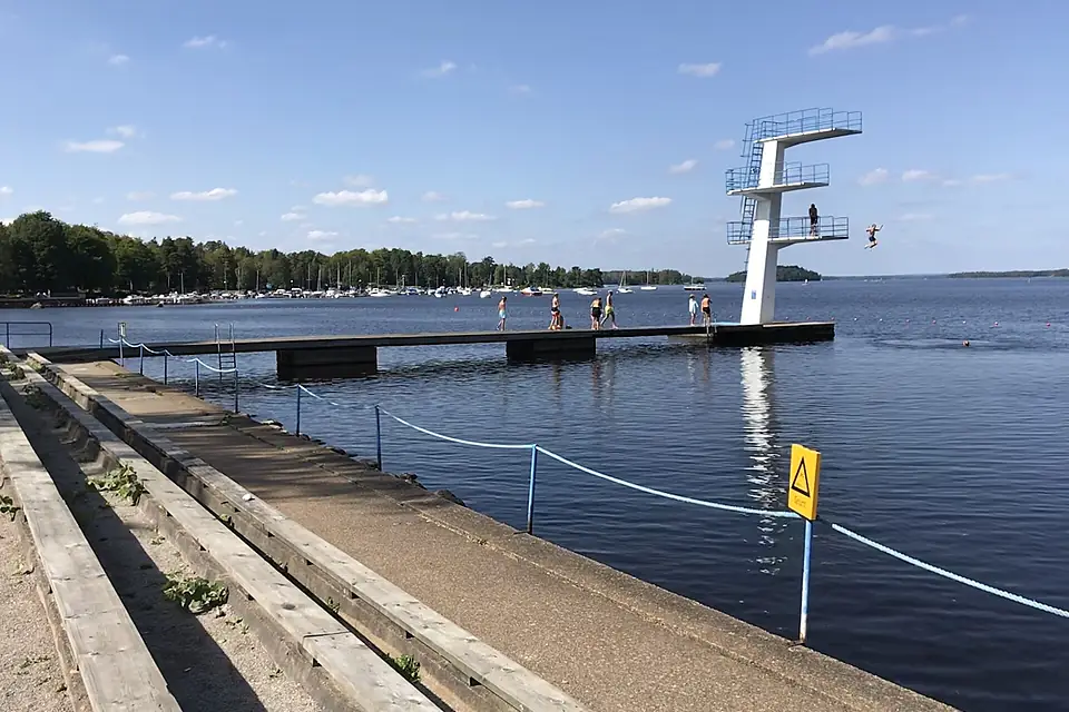 Diving plattform ̠Beach Evedal Helgasjön Växjö