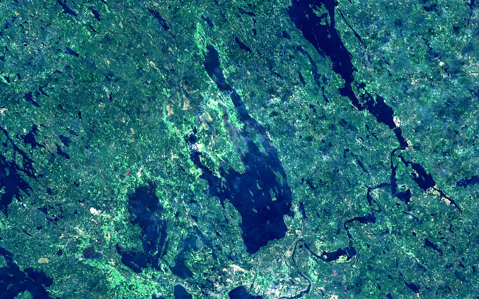 Höytiäinen seen from space (Sentinel-2)