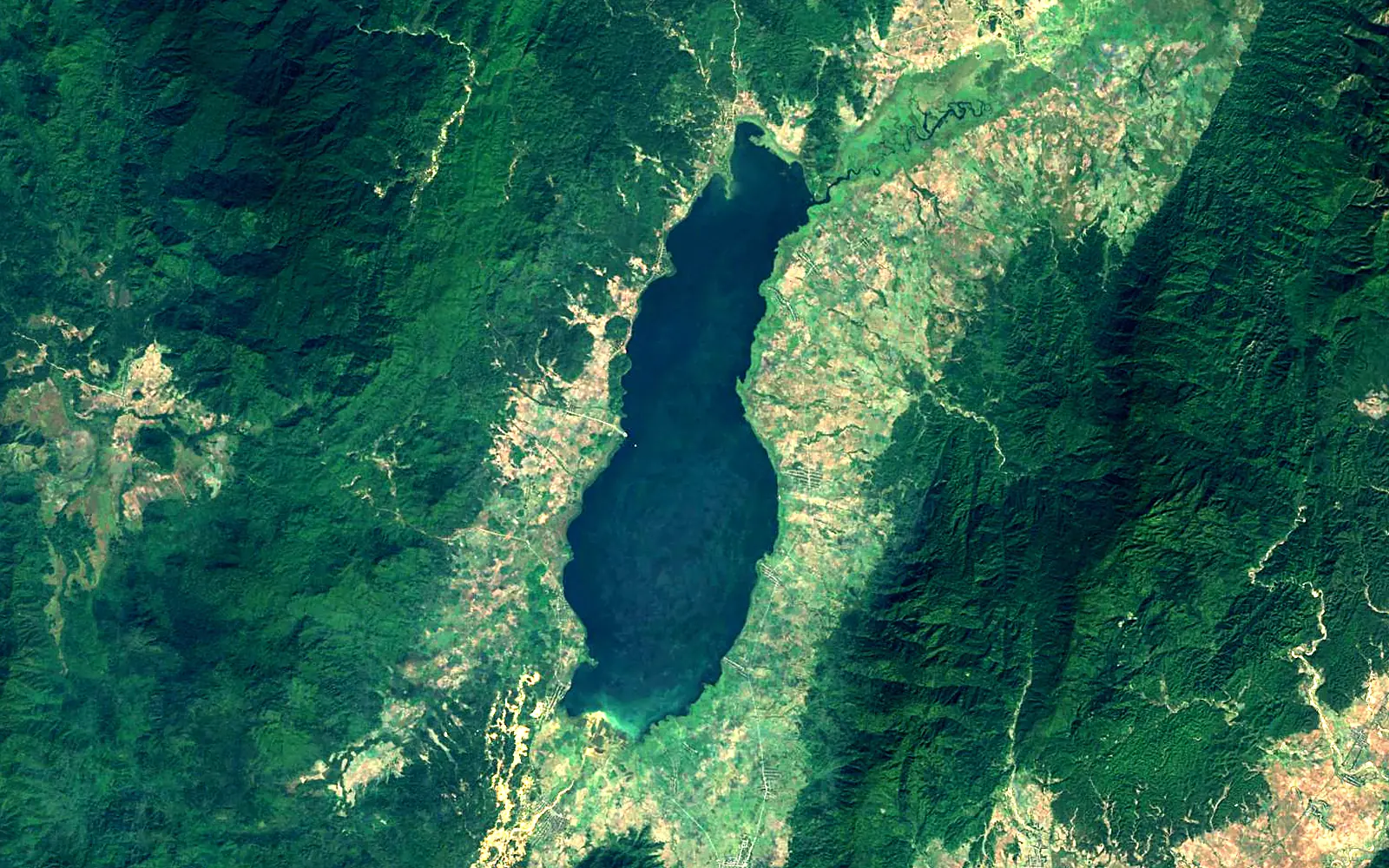 Indawgyi Lake seen from space (Sentinel-2)