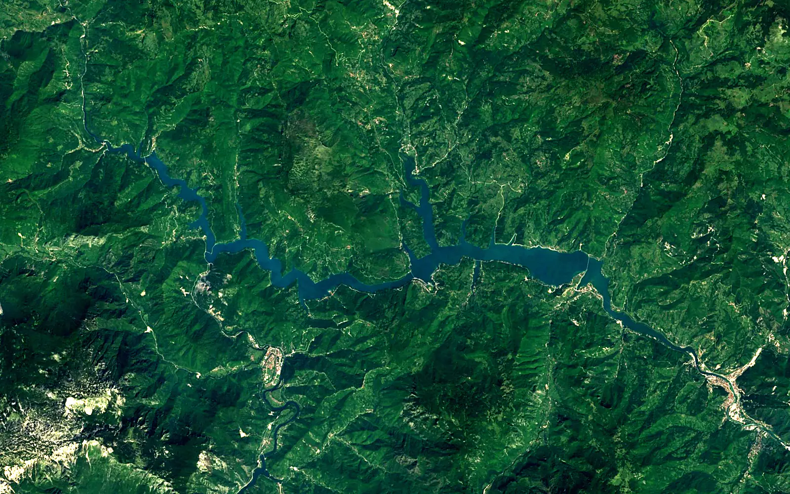 Jablaničko Lake seen from space (Sentinel-2)