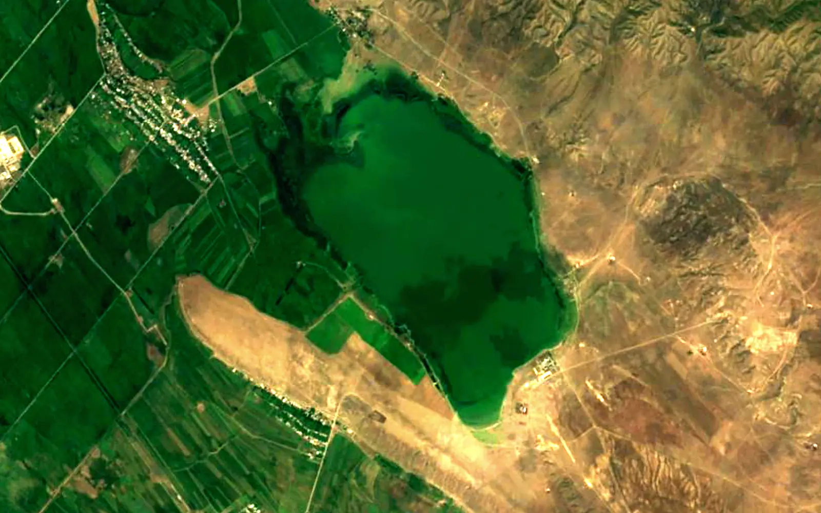 Jandari Lake seen from space (Sentinel-2)