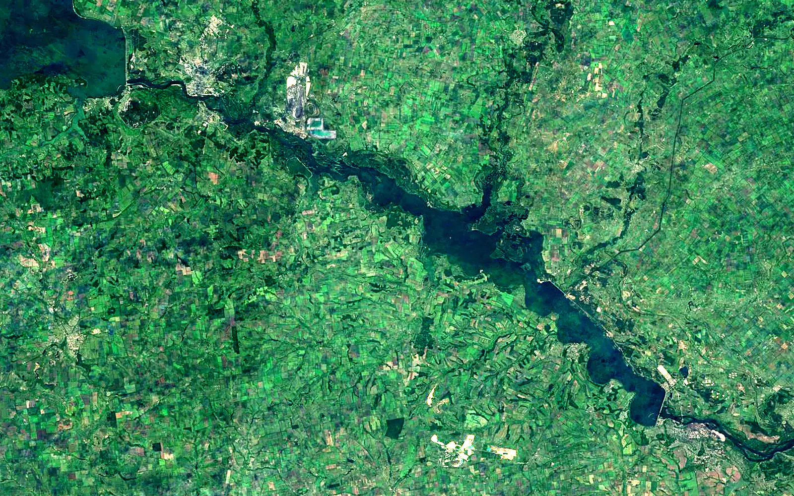 Kamianske Reservoir seen from space (Sentinel-2)