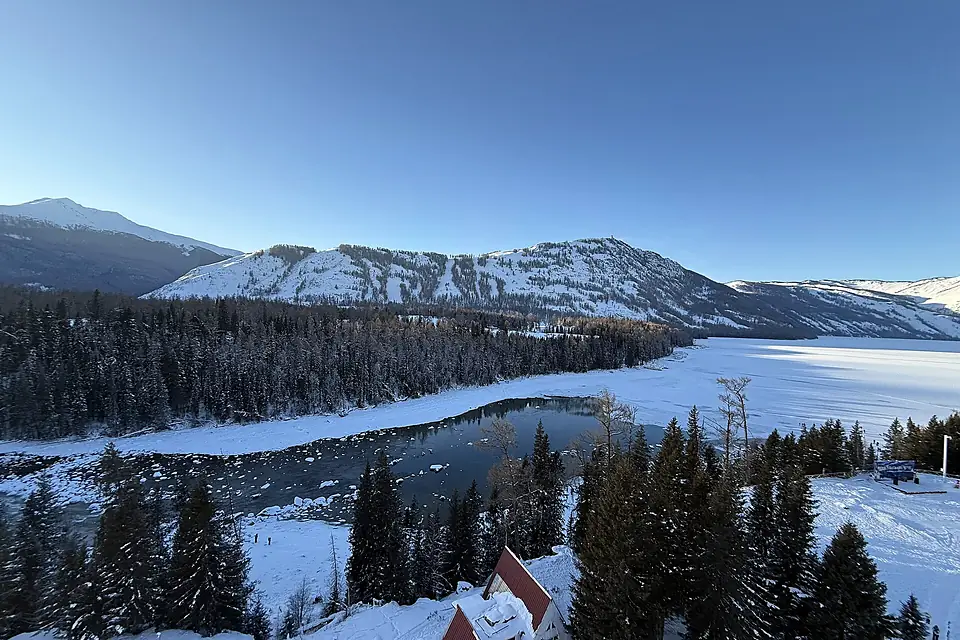 Kanas Lake Winter
