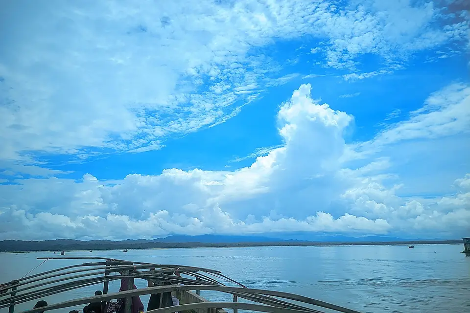 A day at Kaptai lake 02