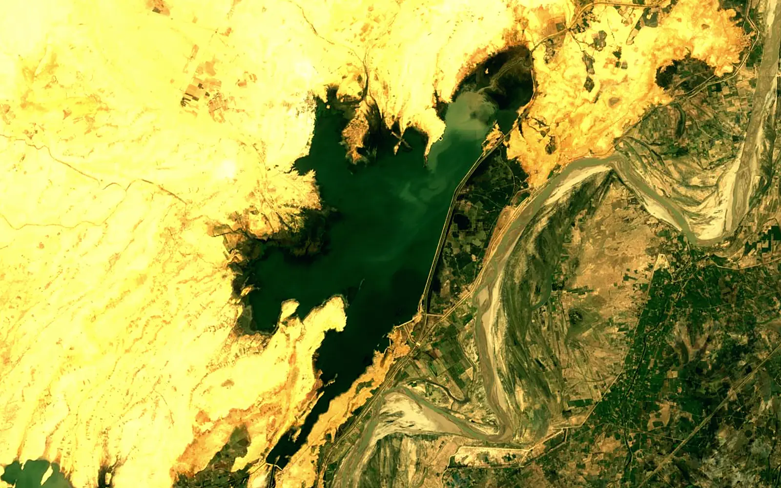 Keenjhar Lake seen from space (Sentinel-2)