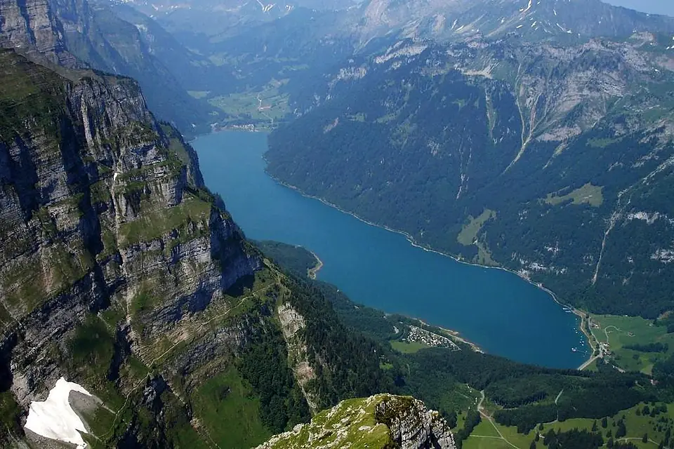Lake Klöntal