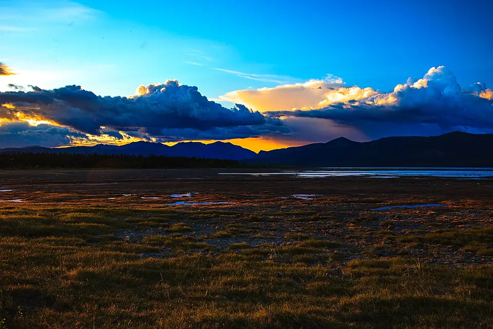Burwash Landing - Kluane Lake (16005257628)