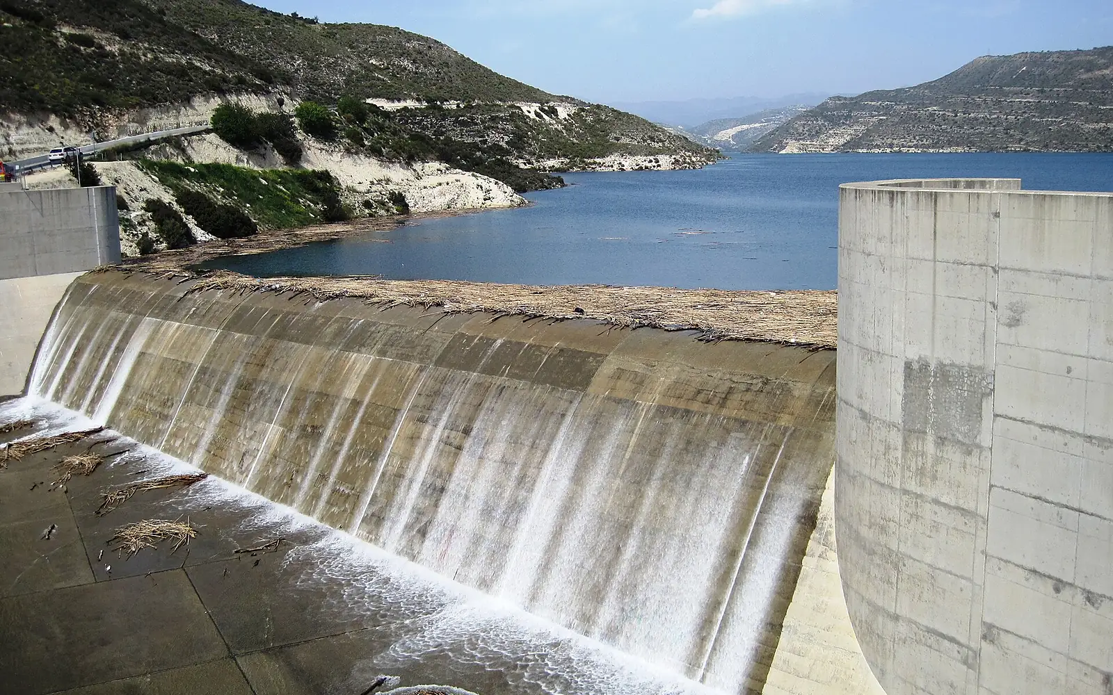Kouris Dam - overflow day 8 April 2012