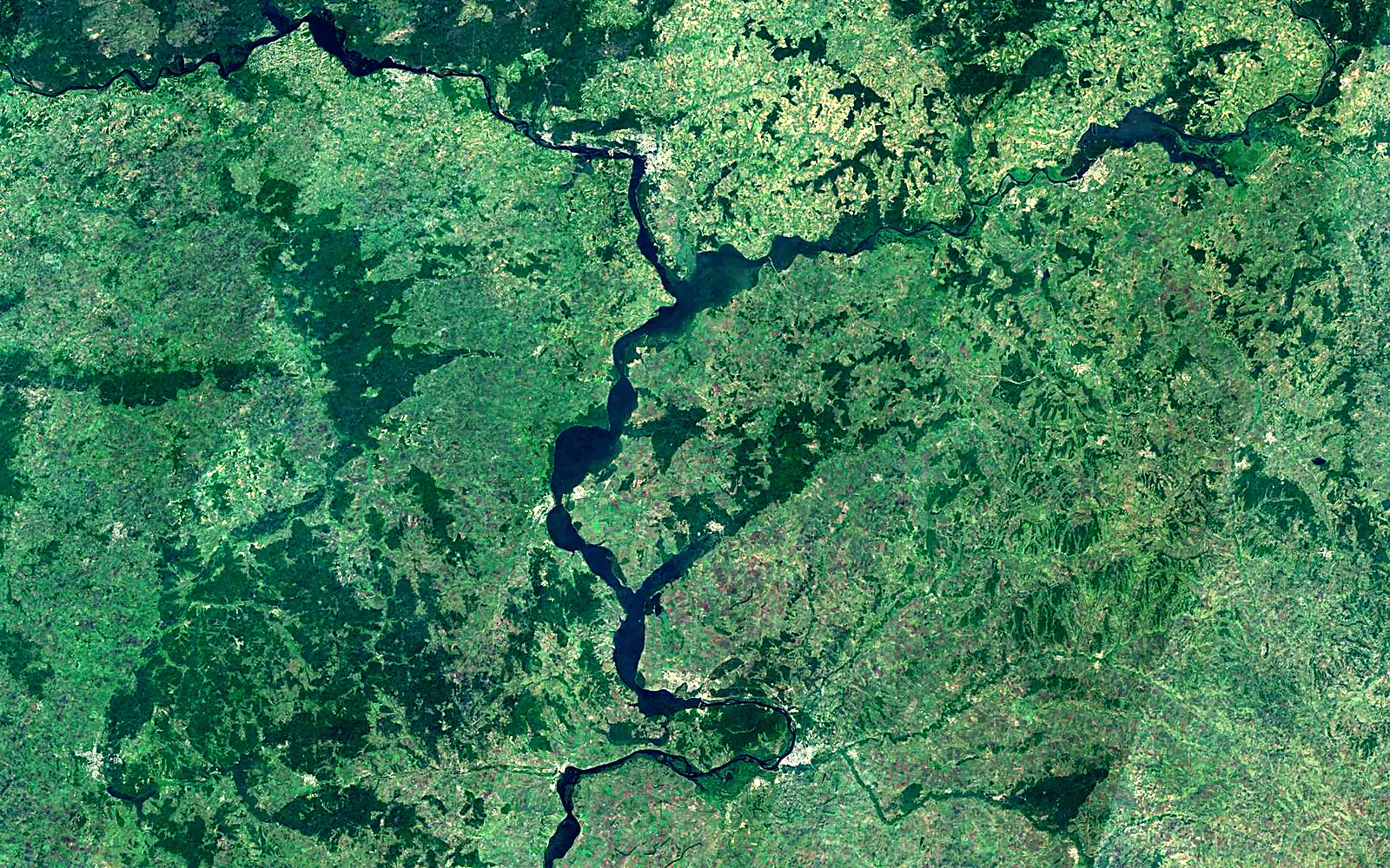 Kuybyshev Reservoir seen from space (Sentinel-2)