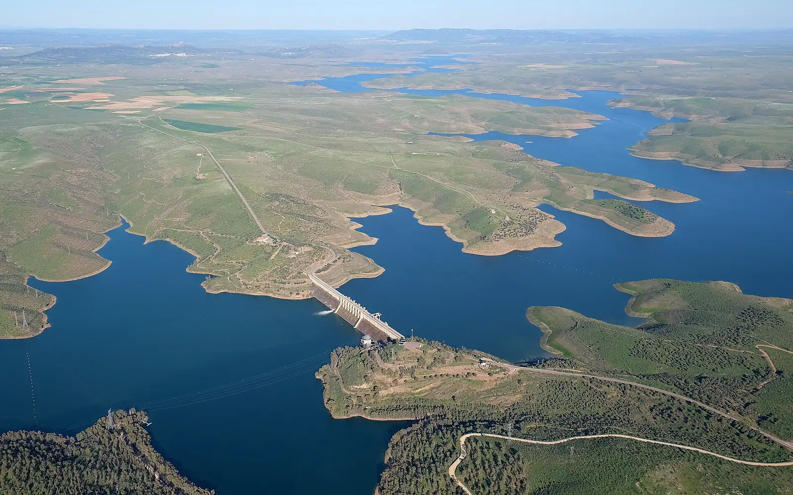Presa de Embalse de la Serena 2