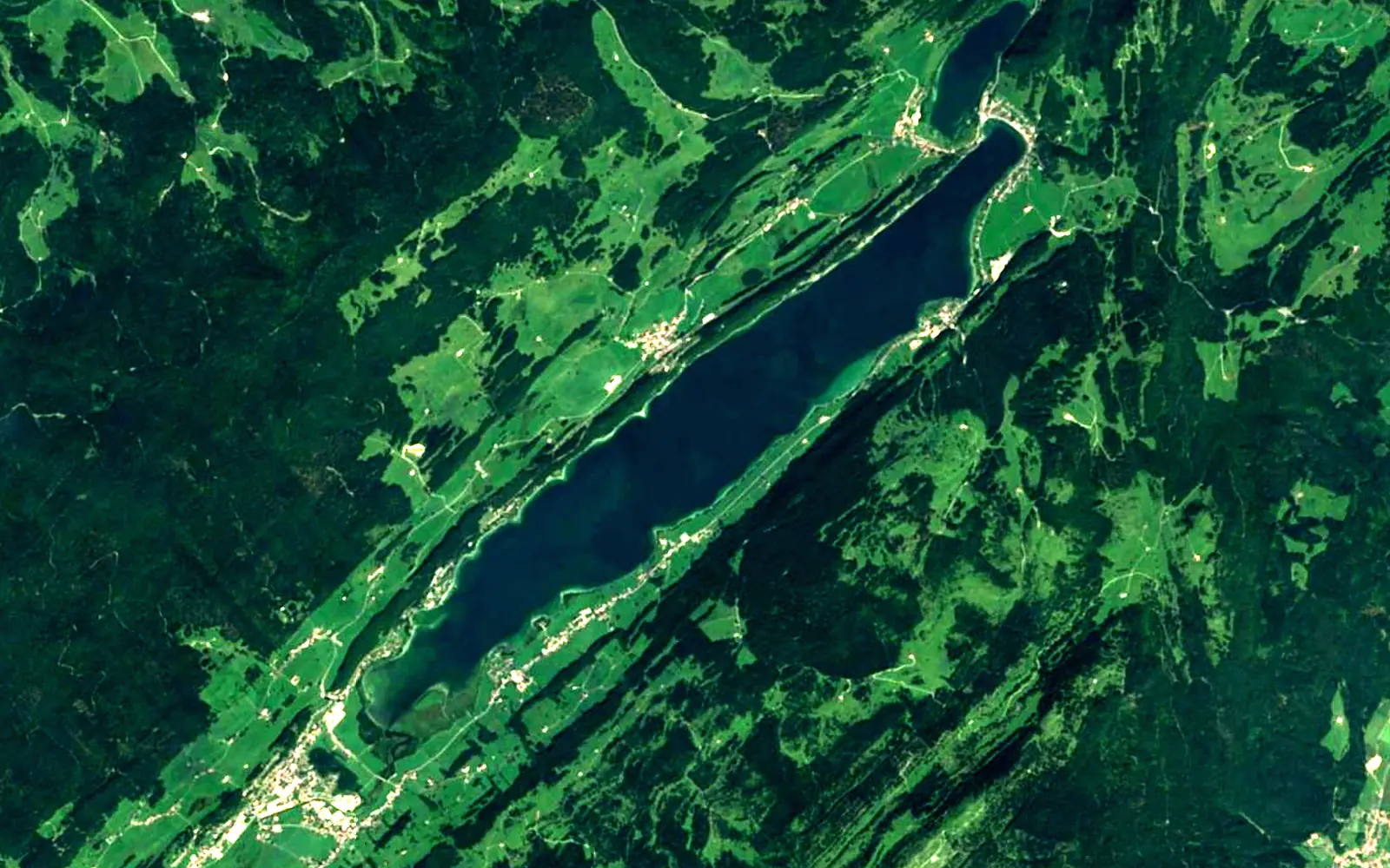 Lac de Joux seen from space (Sentinel-2)