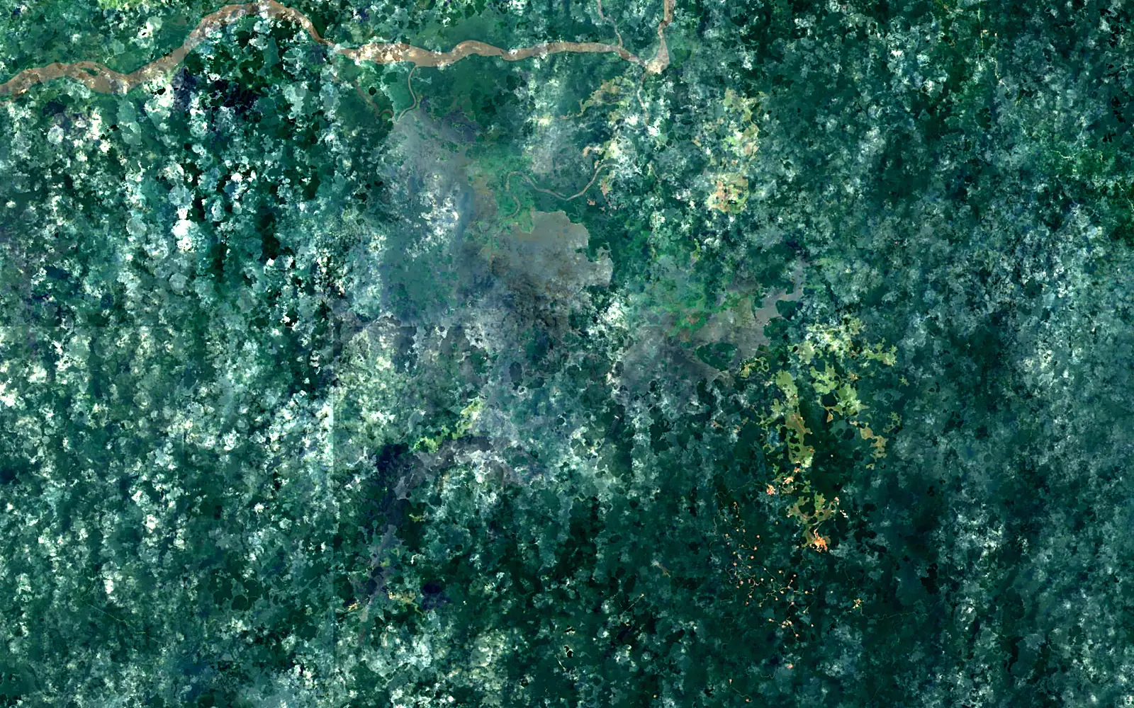 Lac Onangué seen from space (Sentinel-2)