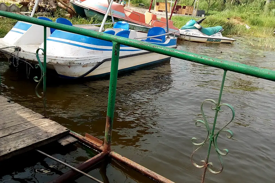 Embarcadère du lac toho au Bénin