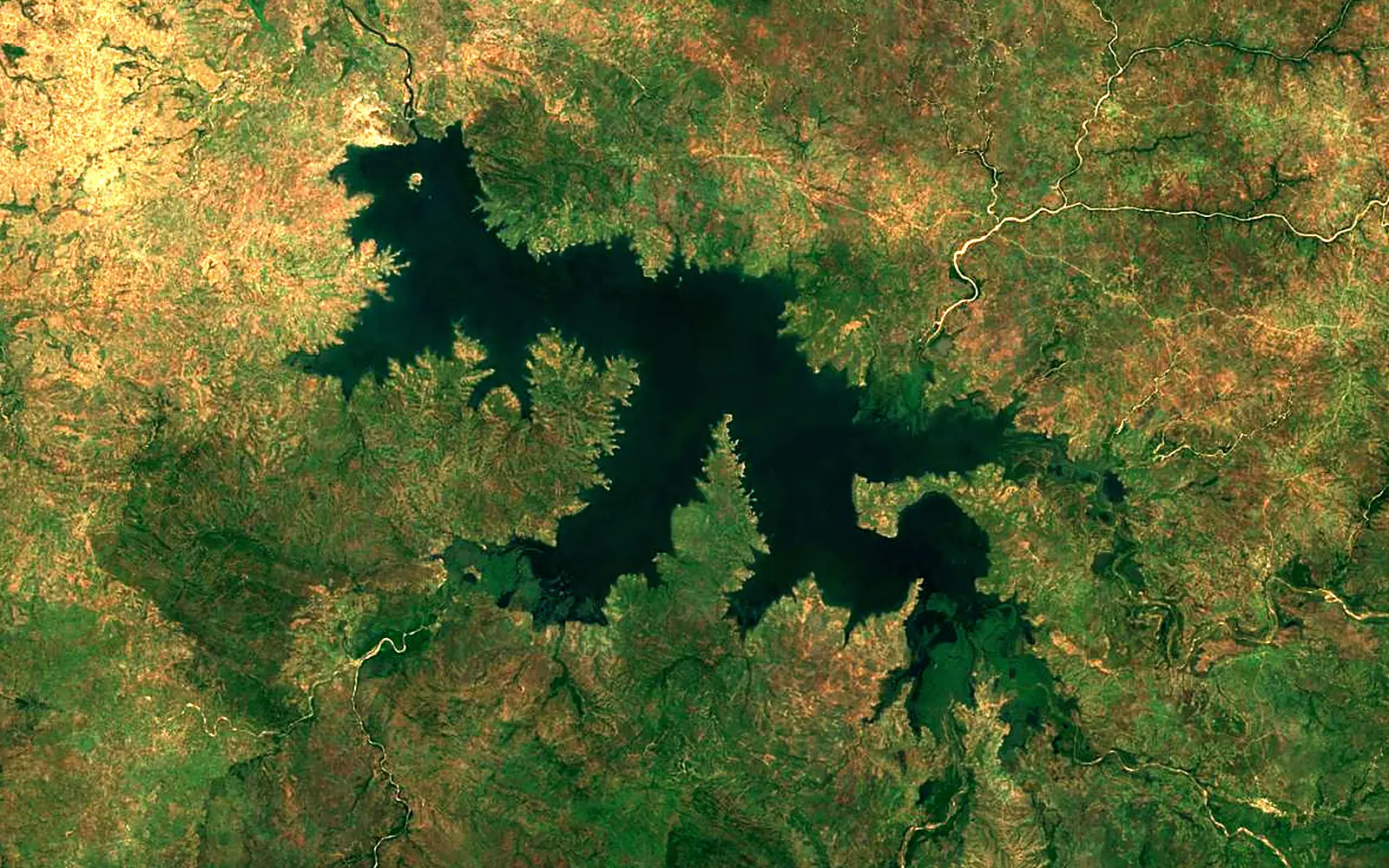 Lagdo Reservoir seen from space (Sentinel-2)