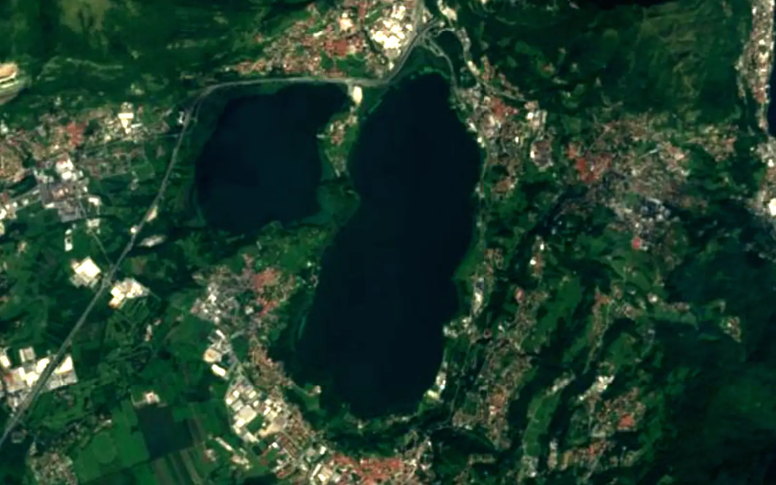 Lago di Annone seen from space (Sentinel-2)