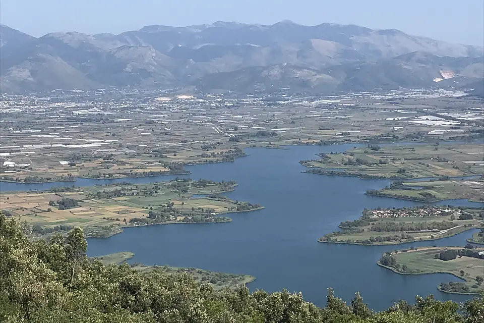 Lago di Fondi (cropped)