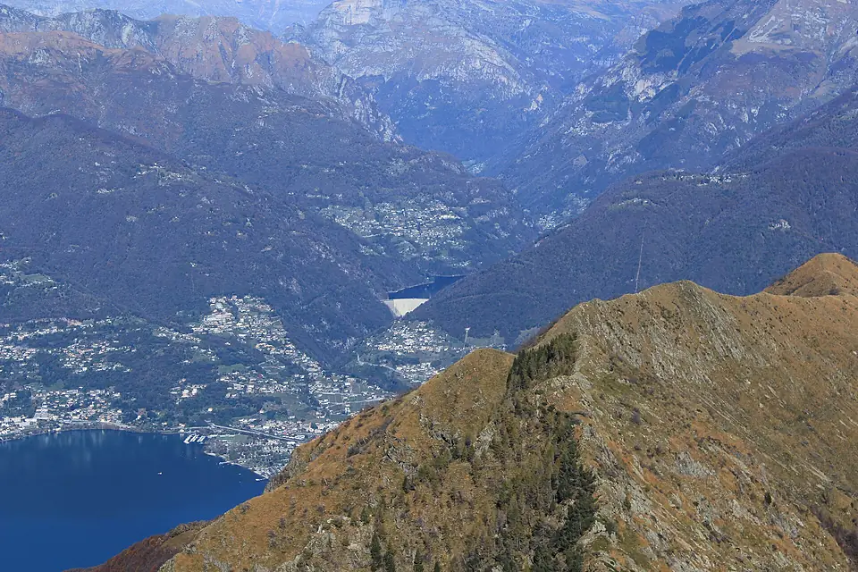 1042L LakeVogorno-ContraDam