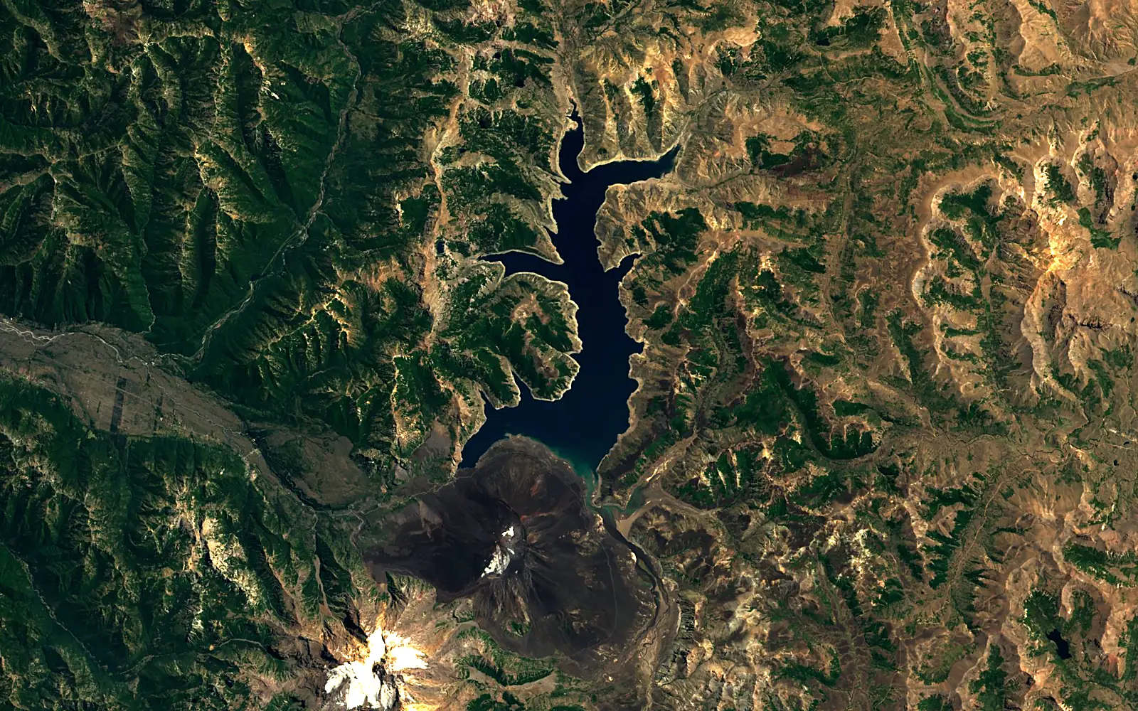 Laja Lake seen from space (Sentinel-2)