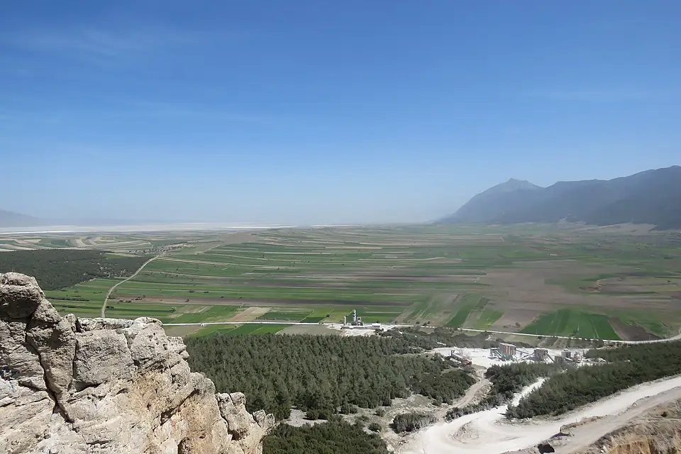 Lake Acıgöl and the plains surrounding it, seen from the south, March 2024 01
