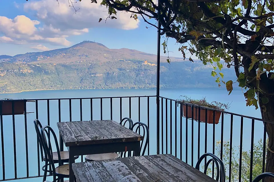 Lago Albano • Lake Albano (46805866261)