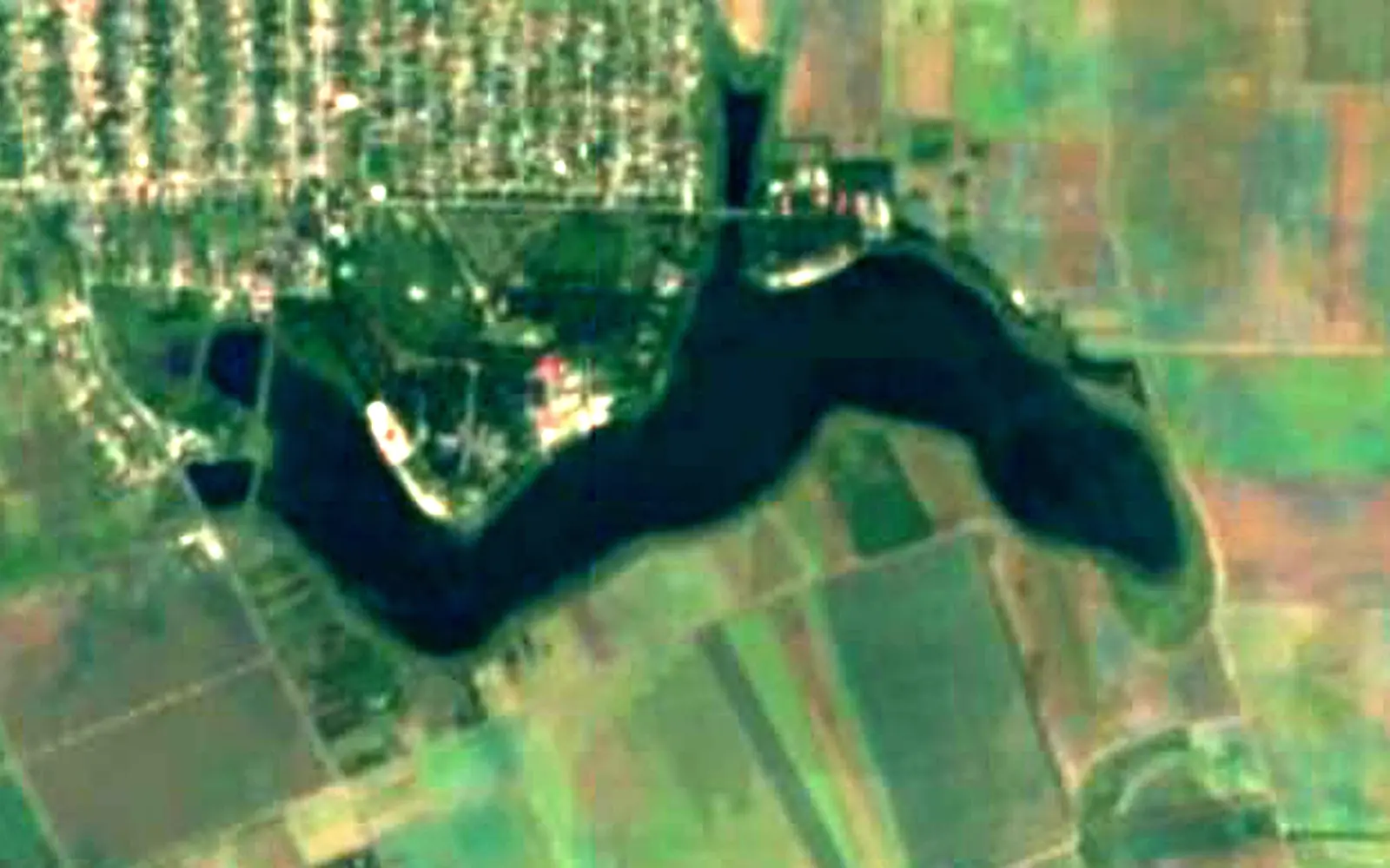 Lake Amara seen from space (Sentinel-2)