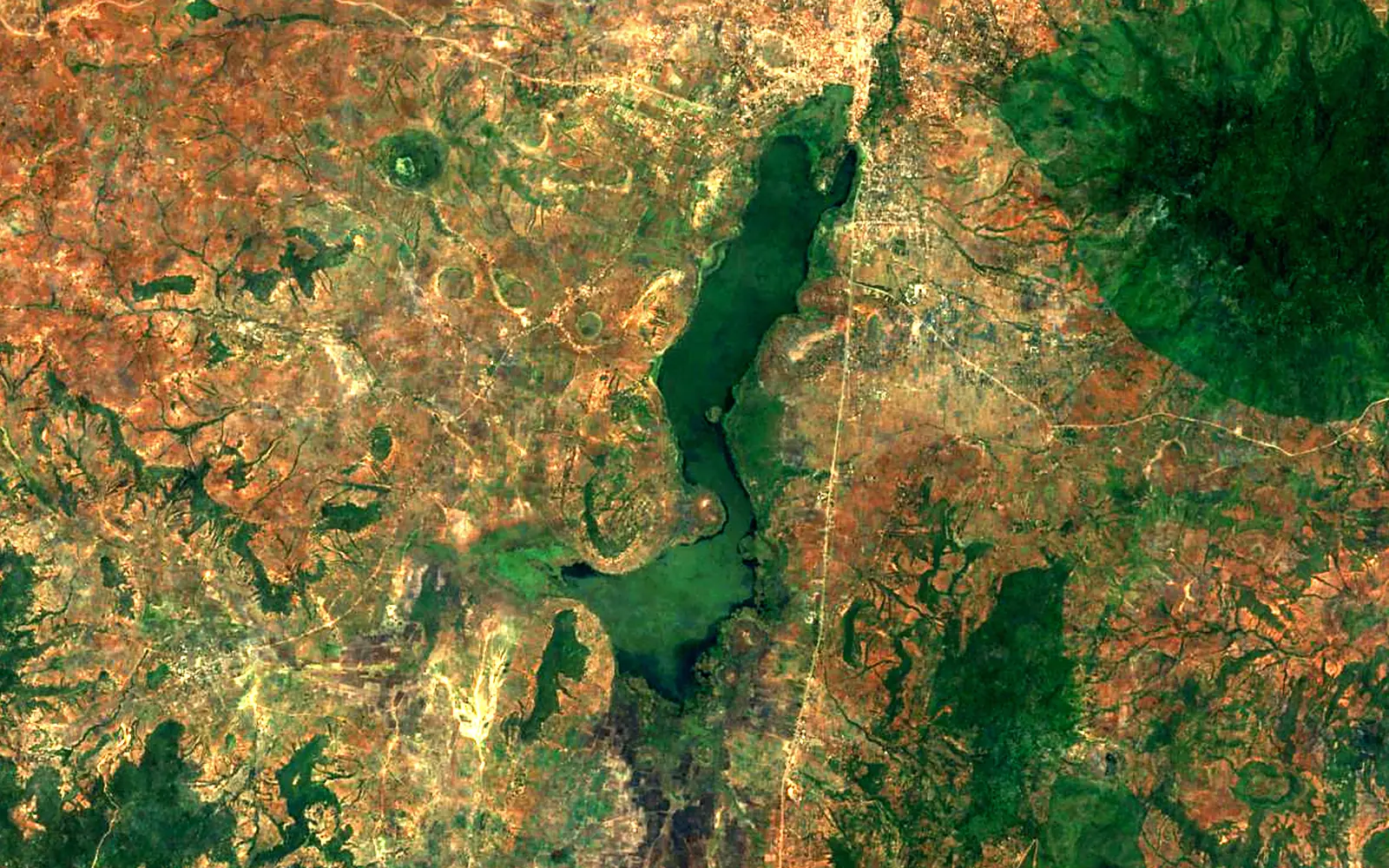 Lake Babati seen from space (Sentinel-2)