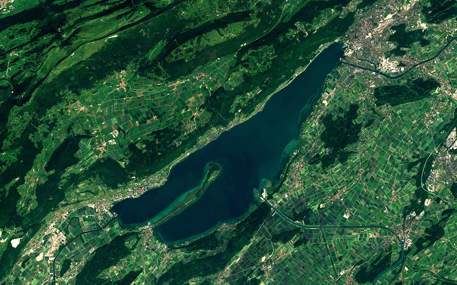 Lake Biel seen from space (Sentinel-2)