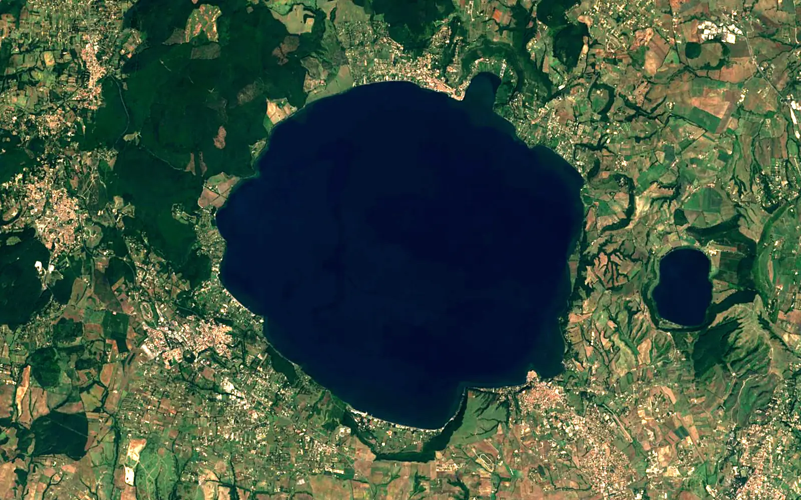 Lake Bracciano seen from space (Sentinel-2)