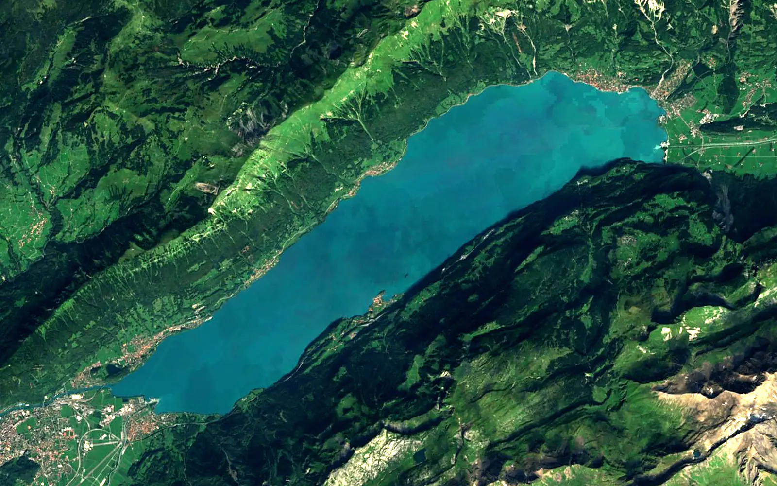 Lake Brienz seen from space (Sentinel-2)