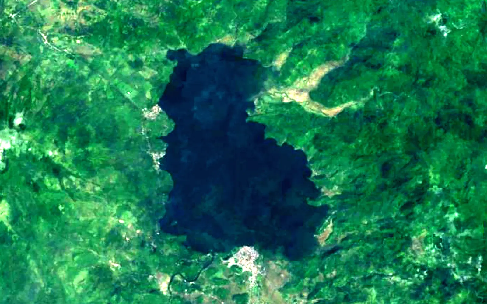 Lake Buhi seen from space (Sentinel-2)